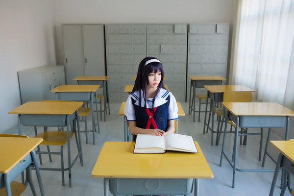 《路人女主的养成方法》霞之丘诗羽 学姐黑丝制服cos 《路人女主的养成方法》霞之丘诗羽 学姐黑丝制服cos
