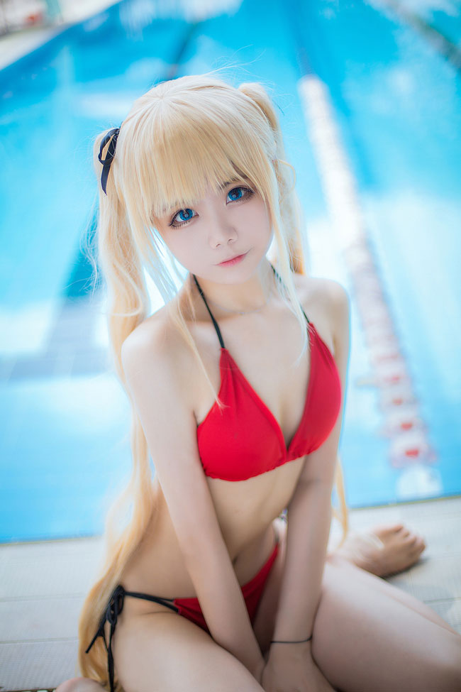 《路人女主的养成方法》 夏日泳装COS