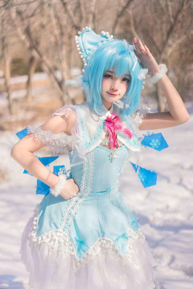东方project琪露诺cos二设(东方琪露诺Cosplay)