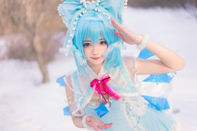 东方project琪露诺cos二设(东方琪露诺Cosplay)
