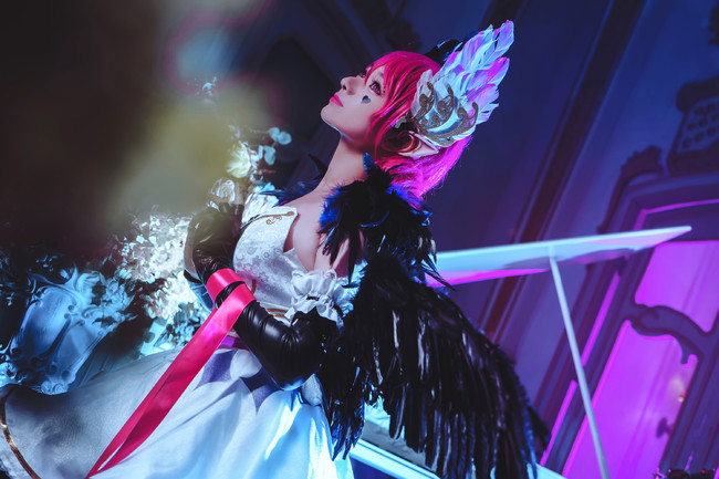 王者荣耀小乔天鹅之梦cos（王者荣耀小乔cosplay）