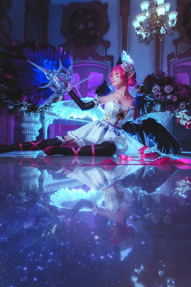 王者荣耀小乔天鹅之梦cos（王者荣耀小乔cosplay）