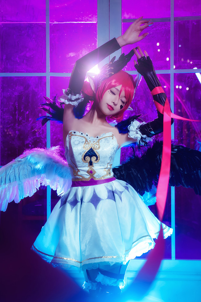 王者荣耀小乔天鹅之梦cos（王者荣耀小乔cosplay）