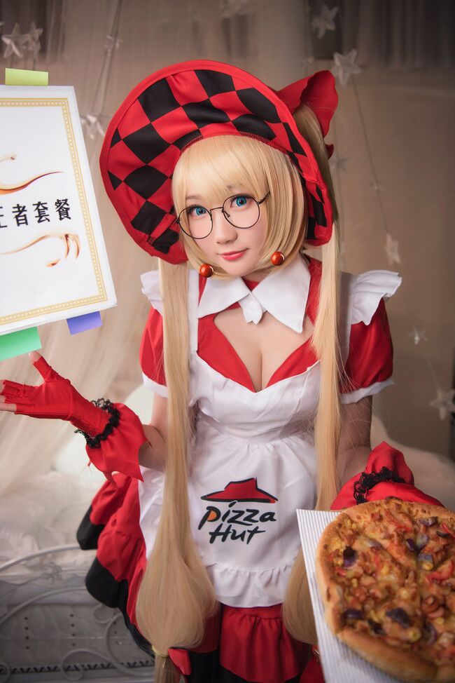 《王者荣耀》安琪拉cos (安琪拉魔法小厨娘cos) 《王者荣耀》安琪拉cos (安琪拉魔法小厨娘cos)