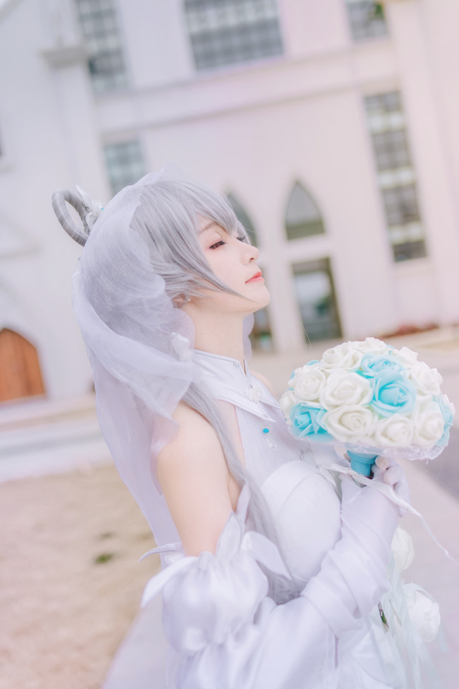 《VOCALOID》随心所欲花嫁洛天依cos(洛天依白色花嫁cos) 《VOCALOID》随心所欲花嫁洛天依cos(洛天依白色花嫁cos)
