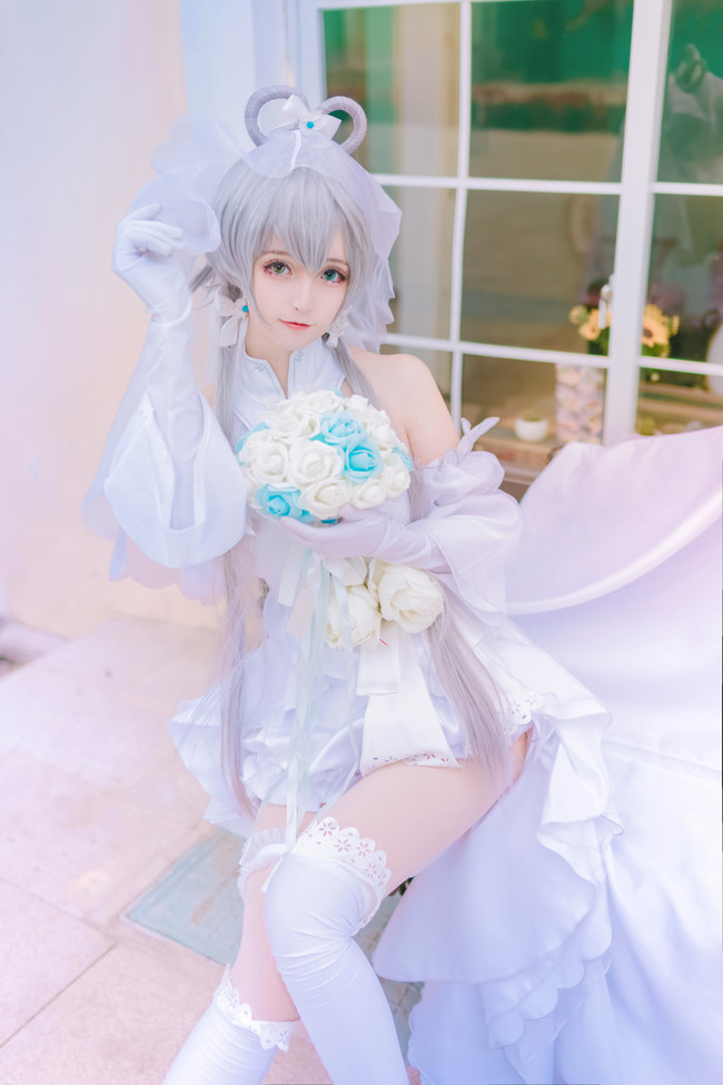 《VOCALOID》随心所欲花嫁洛天依cos(洛天依白色花嫁cos) 《VOCALOID》随心所欲花嫁洛天依cos(洛天依白色花嫁cos)