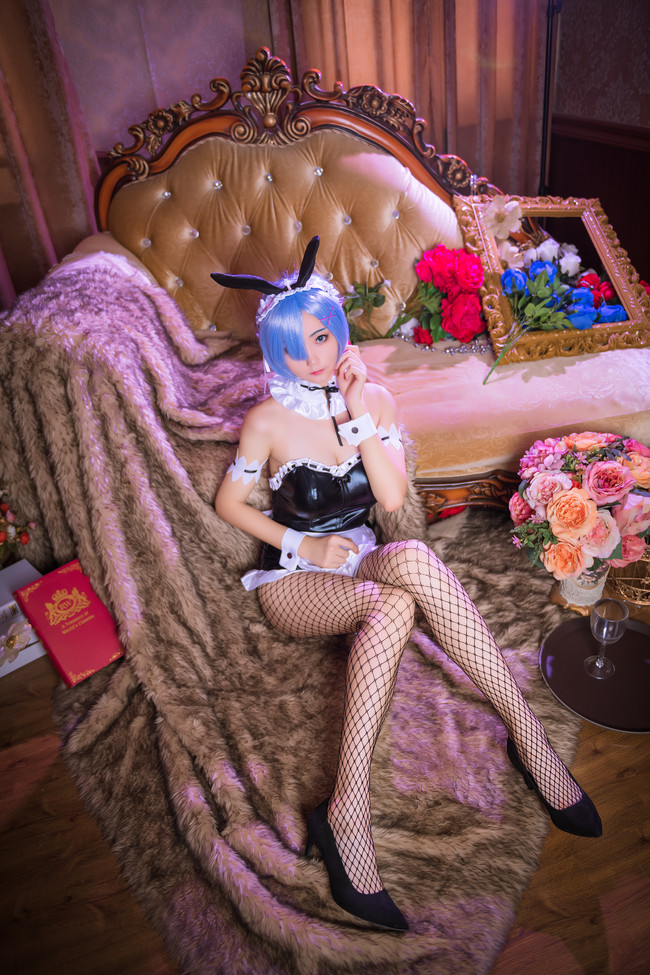 雷姆黑丝兔女郎cos(蕾姆兔女郎cosplay)