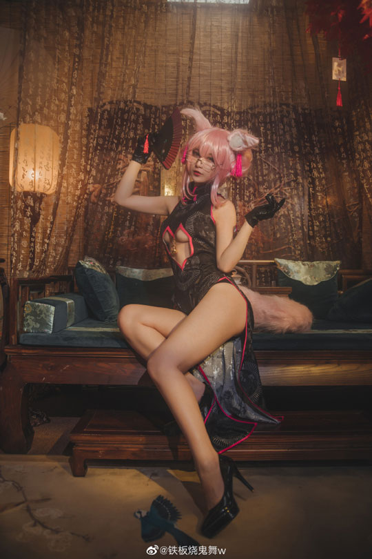 FGO Assassin玉藻前旗袍cos(FGO杀阶玉藻前cosplay)