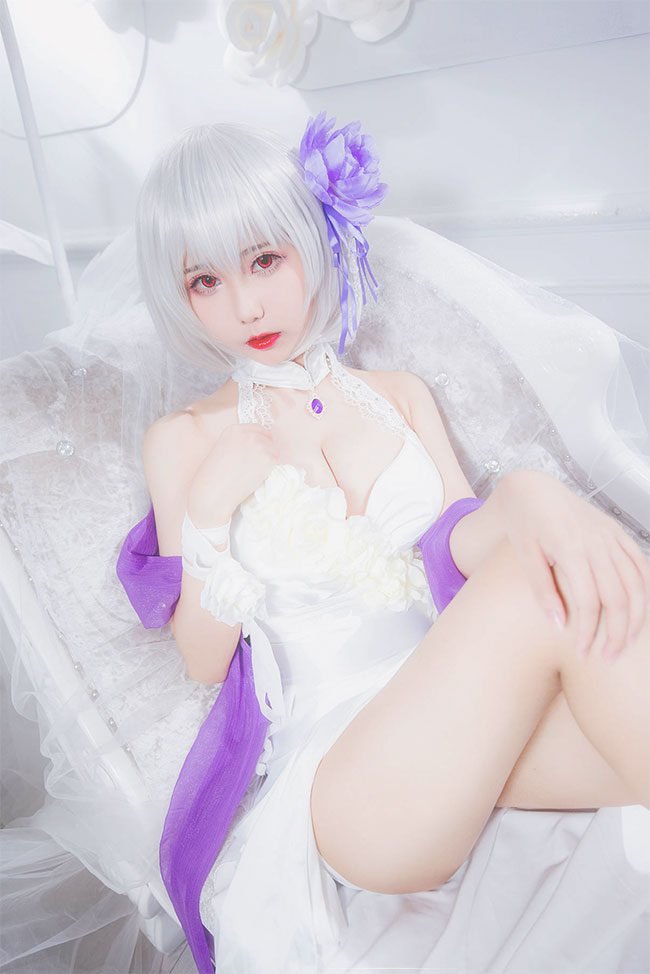 碧蓝航线天狼星cos (碧蓝航线天狼星礼服cosplay)