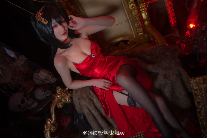 碧蓝航线大凤cos(碧蓝航线鹩礼服cosplay) 碧蓝航线大凤cos(碧蓝航线鹩礼服cosplay)