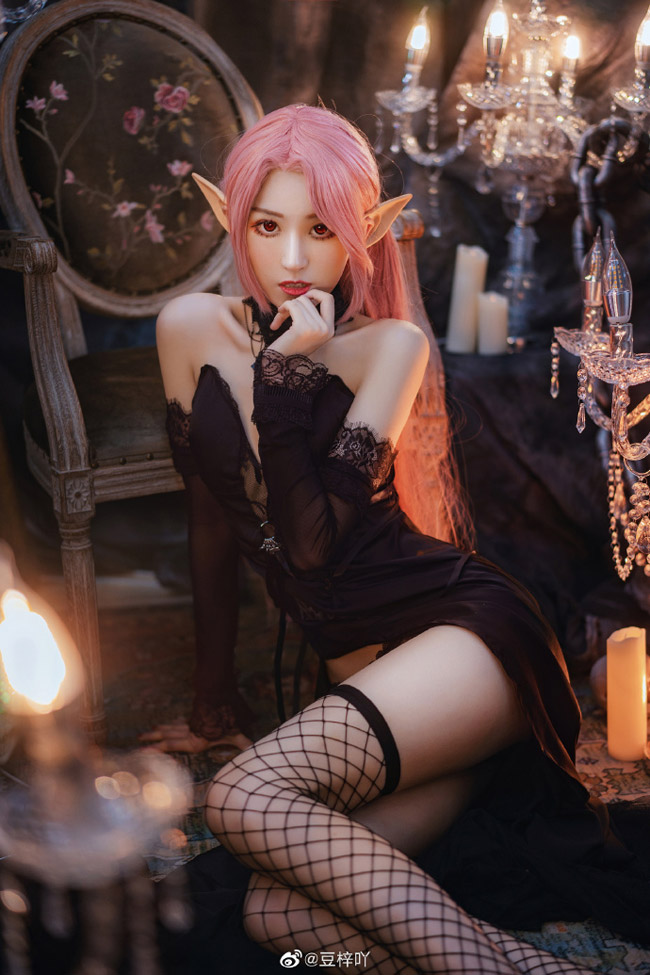 碧蓝航线约克公爵礼服cosplay(碧蓝航线约克公爵永夜的卡罗拉cos)