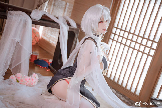 碧蓝航线天狼星旗袍cos 碧蓝航线天狼星旗袍皮肤cosplay