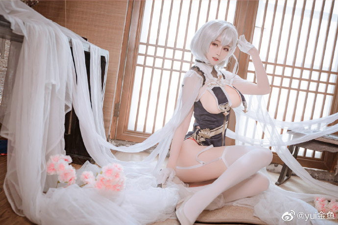 碧蓝航线天狼星旗袍cos 碧蓝航线天狼星旗袍皮肤cosplay