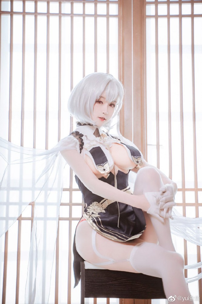 碧蓝航线天狼星旗袍cos 碧波青云掀奶盖cos
