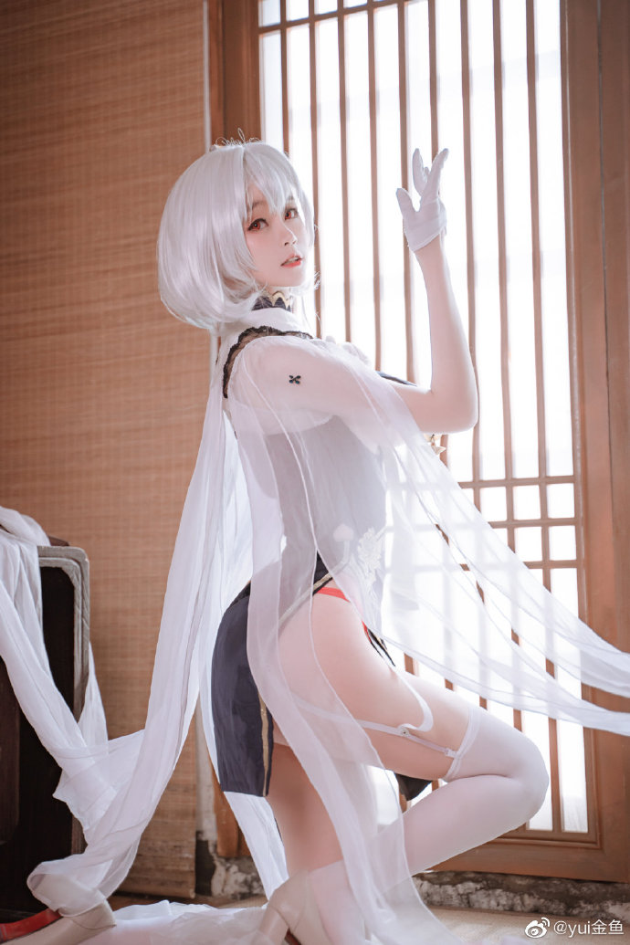 碧蓝航线天狼星旗袍cos 碧蓝航线天狼星旗袍皮肤cosplay