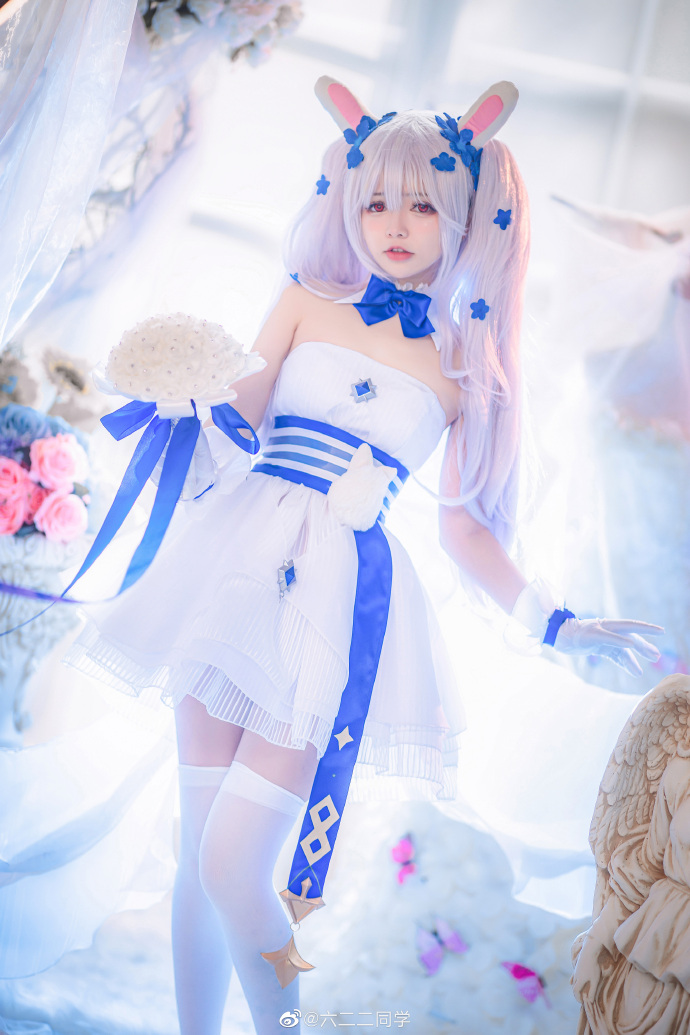 碧蓝航线拉菲花嫁cosplay 碧蓝航线拉菲白兔与誓约cos