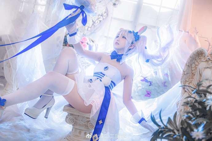 碧蓝航线拉菲花嫁cosplay 碧蓝航线拉菲白兔与誓约cos