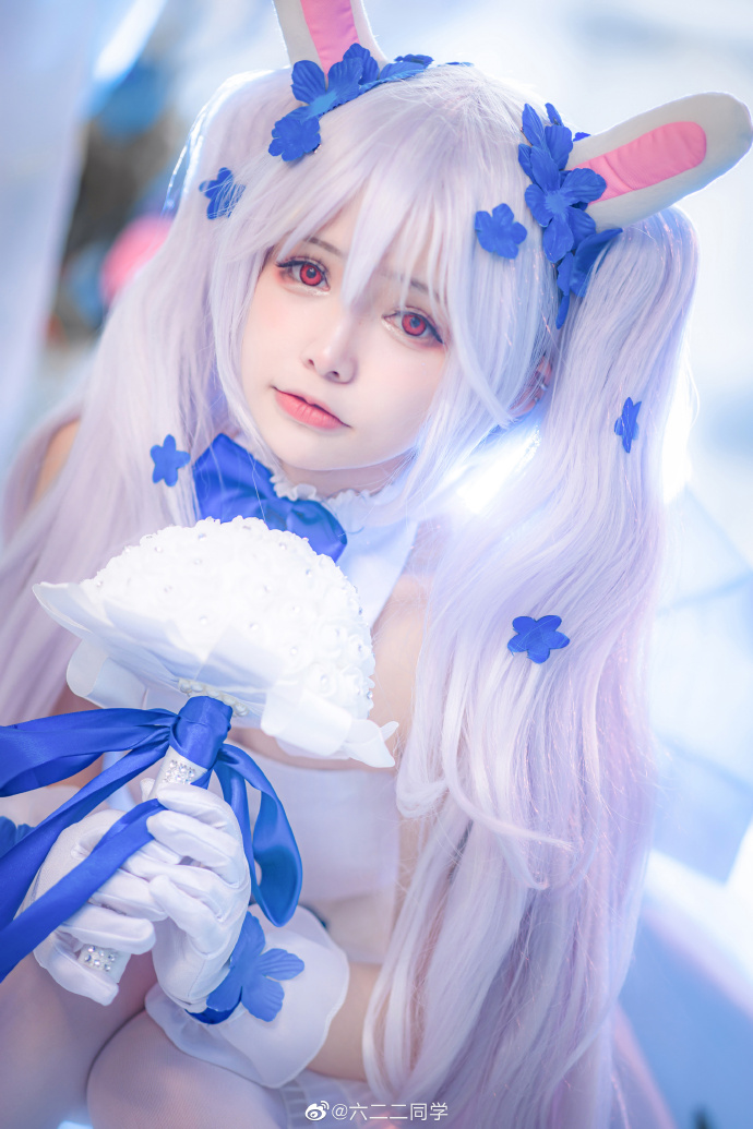 碧蓝航线拉菲花嫁cosplay 碧蓝航线拉菲白兔与誓约cos