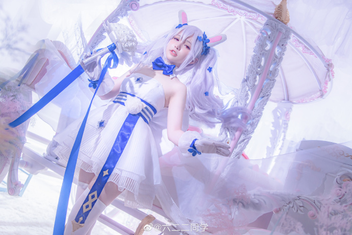 碧蓝航线拉菲花嫁cosplay 碧蓝航线拉菲白兔与誓约cos
