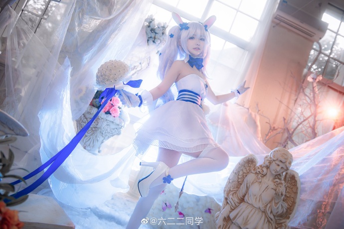 碧蓝航线拉菲花嫁cosplay 碧蓝航线拉菲白兔与誓约cos