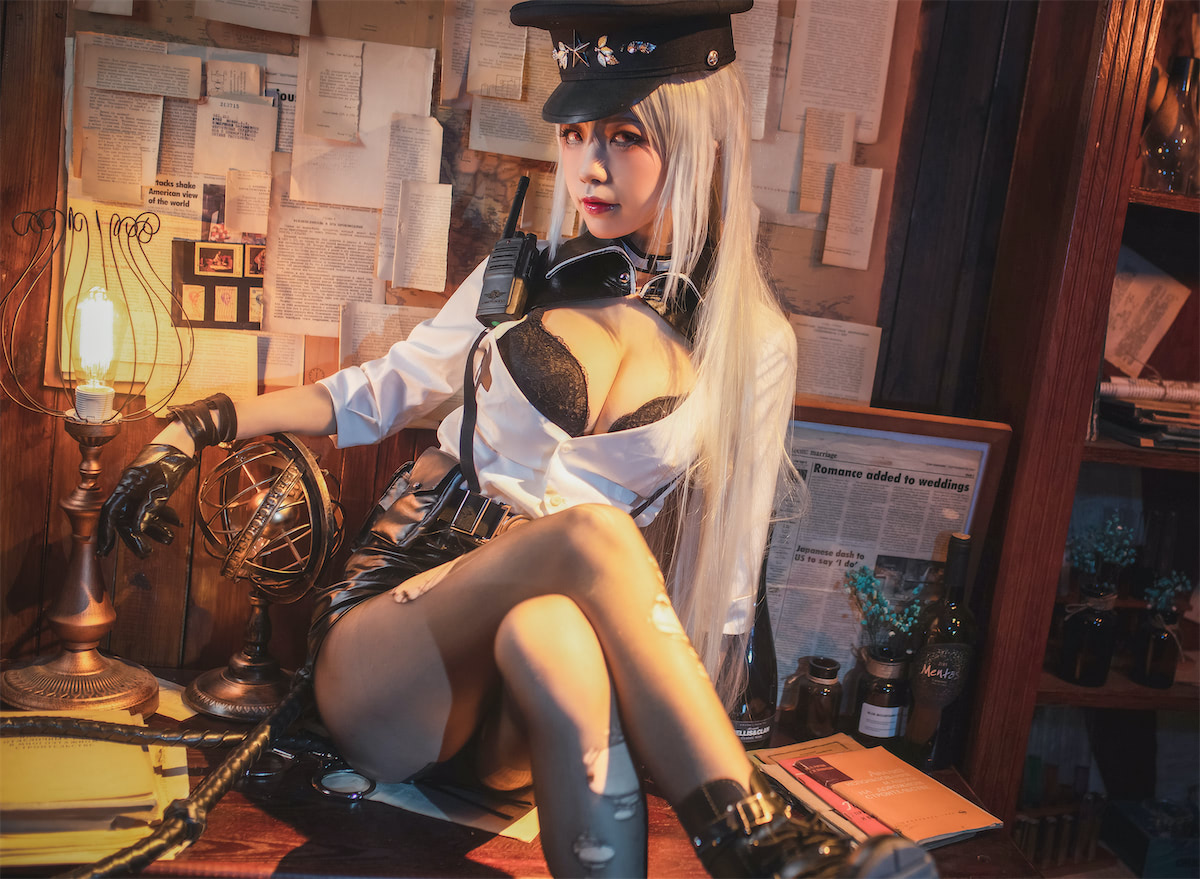 碧蓝航线甘古特换装cosplay 碧蓝航线甘古特坚定的执行者cos