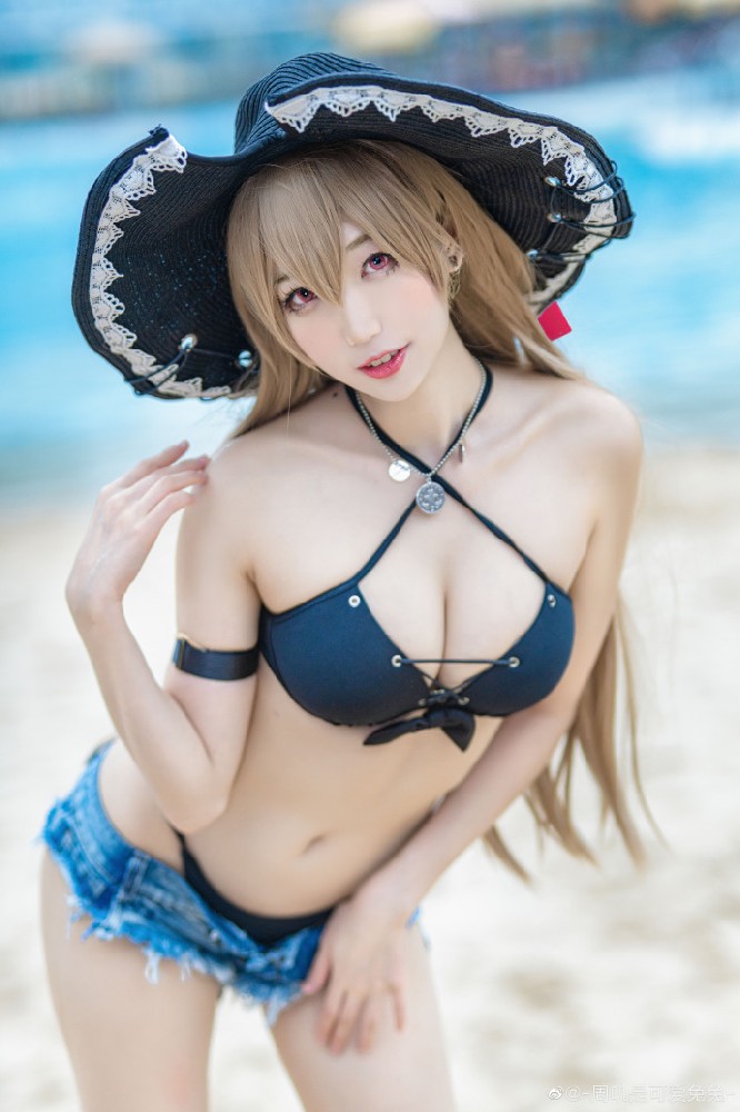 碧蓝航线让巴尔cosplay 碧蓝航线让巴尔泳装cos