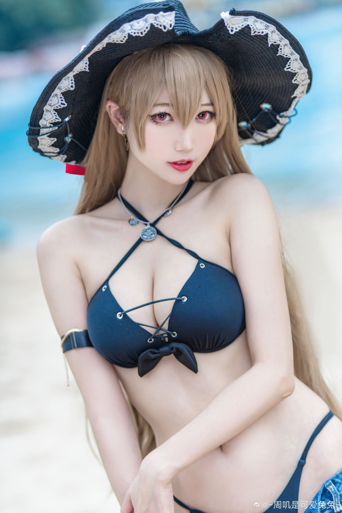 碧蓝航线让巴尔cosplay 碧蓝航线让巴尔泳装cos