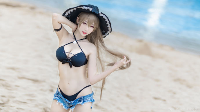 碧蓝航线让巴尔cosplay 碧蓝航线让巴尔泳装cos
