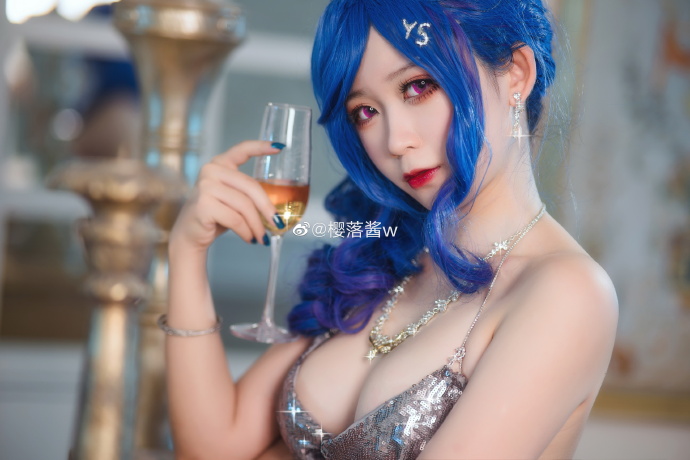 碧蓝航线圣路易斯礼服cosplay 碧蓝航线圣路易斯礼服cos图片