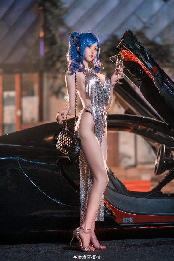 碧蓝航线圣路易斯宴会礼服cos 碧蓝航线圣路易斯礼服cosplay图片