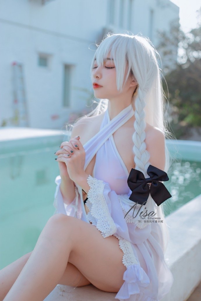 碧蓝航线赫敏泳装cosplay 碧蓝航线赫敏换装纯白的悠闲假日cos