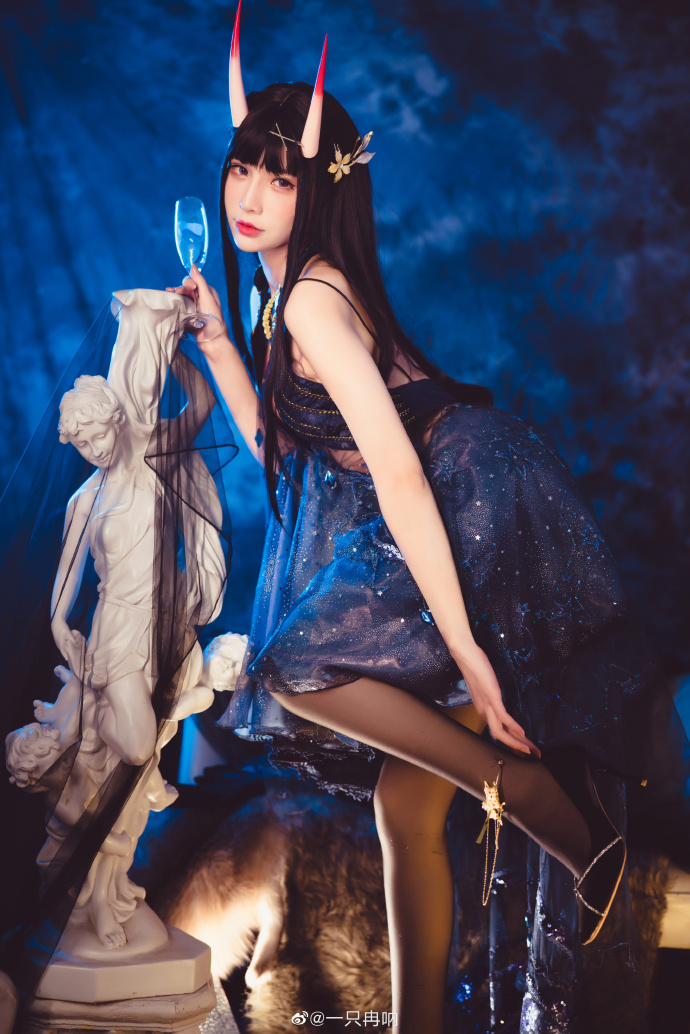 碧蓝航线能代换装cosplay 碧蓝航线能代礼服(夜响的绝园)cosplay