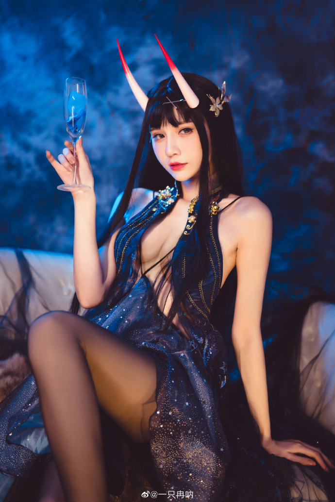 碧蓝航线能代换装cosplay 碧蓝航线能代礼服(夜响的绝园)cosplay