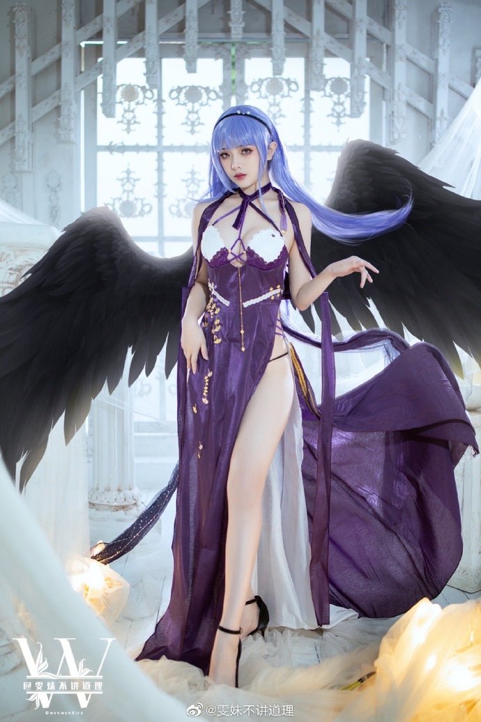 碧蓝航线黛朵礼服cos「多愁的BIsqueDoll」|cn雯妹不讲道理