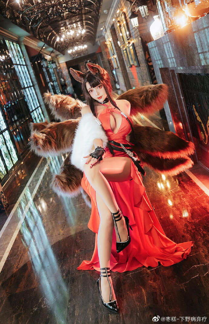 碧蓝航线赤城换装cos 碧蓝航线赤城朱娟余醺礼服cosplay