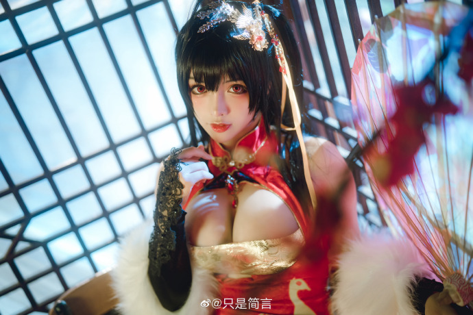 碧蓝航线大凤cosplay 碧蓝航线大凤新春旗袍cos|cn只是简言