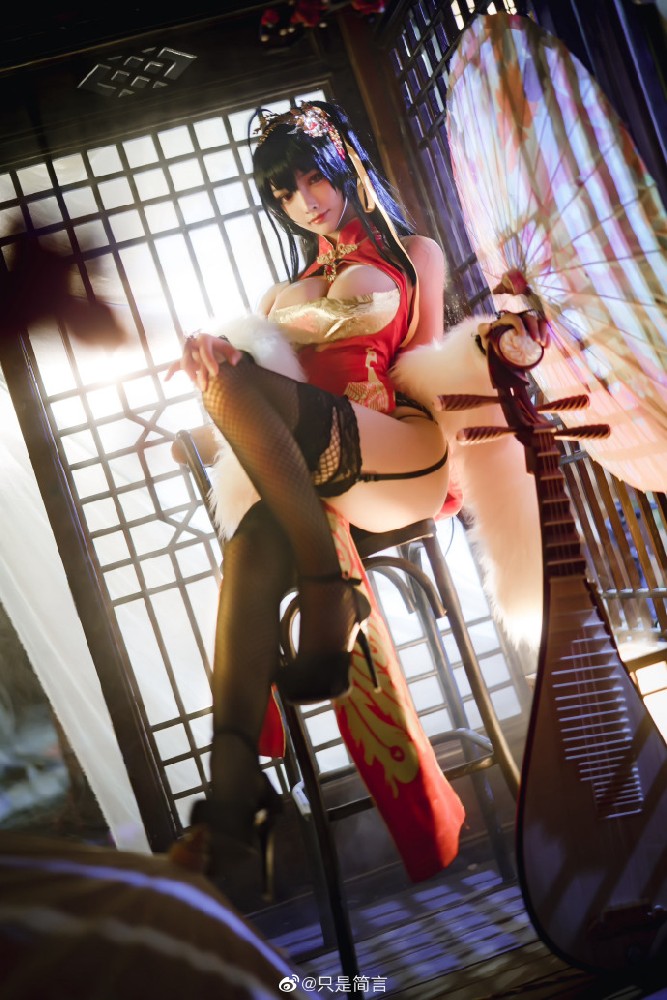 碧蓝航线大凤cosplay 碧蓝航线大凤新春旗袍cos|cn只是简言