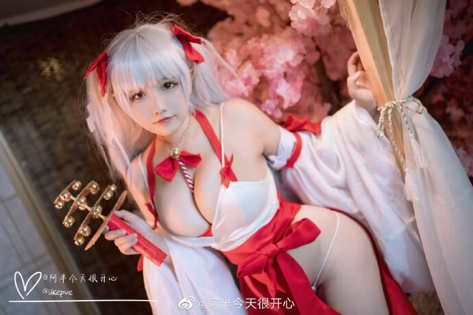 碧蓝航线可畏cosplay 碧蓝航线可畏巫女服cos|cn阿半今天很开心