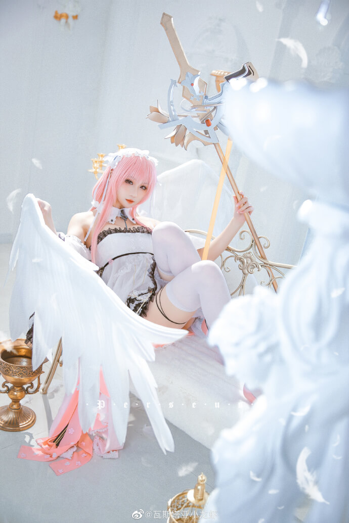 碧蓝航线皇家海军·英仙座cos 碧蓝航线英仙座原皮cosplay