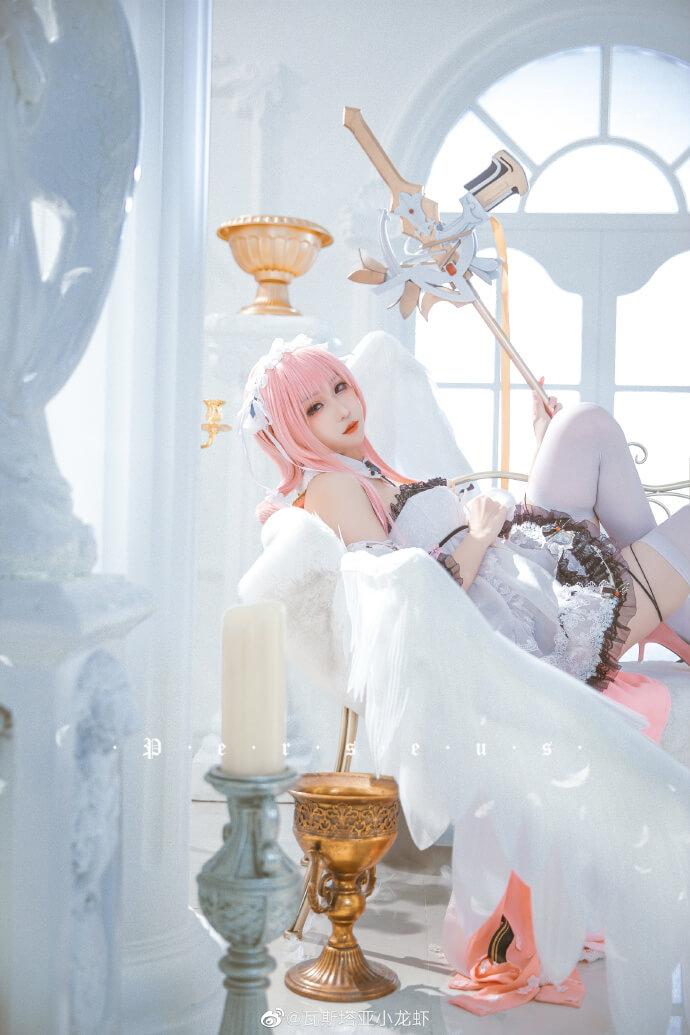 碧蓝航线皇家海军·英仙座cos 碧蓝航线英仙座原皮cosplay