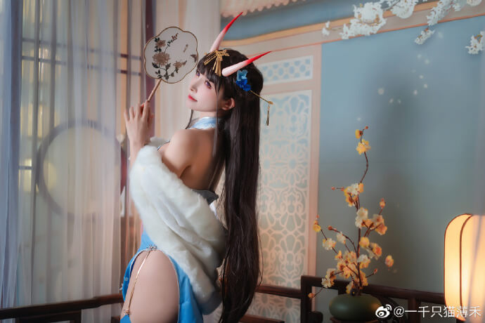 碧蓝航线能代旗袍cosplay 碧蓝航线能代换装冬雪沁香cos