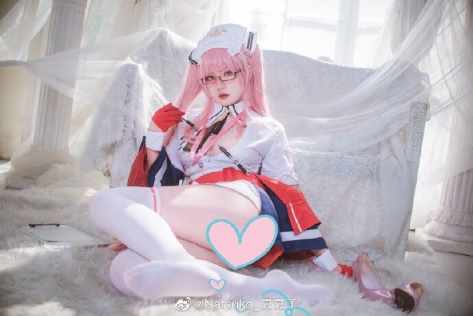 碧蓝航线英仙座cosplay 碧蓝航线英仙座换装生疏的执勤时间cos