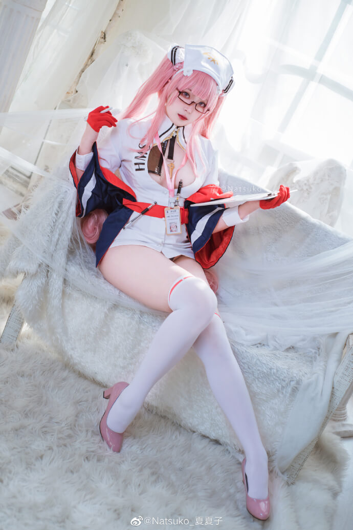 碧蓝航线英仙座cosplay 碧蓝航线英仙座换装生疏的执勤时间cos