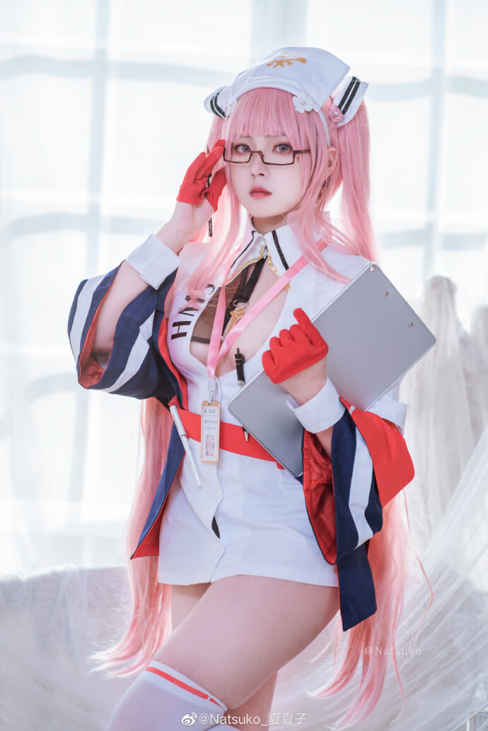 碧蓝航线英仙座cosplay 碧蓝航线英仙座换装生疏的执勤时间cos