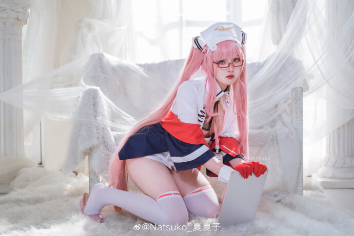 碧蓝航线英仙座cosplay 碧蓝航线英仙座换装生疏的执勤时间cos