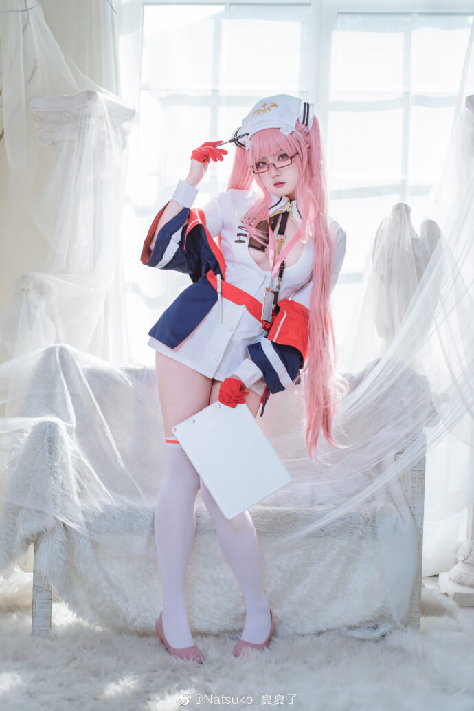 碧蓝航线英仙座cosplay 碧蓝航线英仙座换装生疏的执勤时间cos
