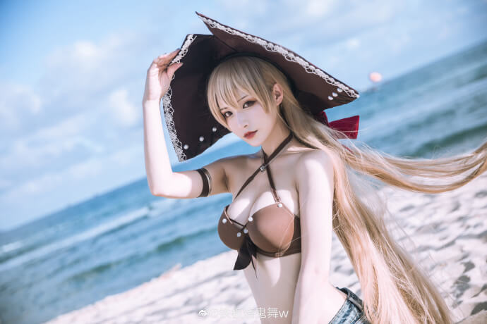 碧蓝航线让巴尔泳装cosplay 碧蓝航线让巴尔秘密的Après midi泳装cos