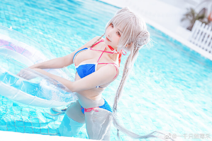 碧蓝航线可畏泳装cosplay 碧蓝航线可畏【海边的“皇家淑女”】