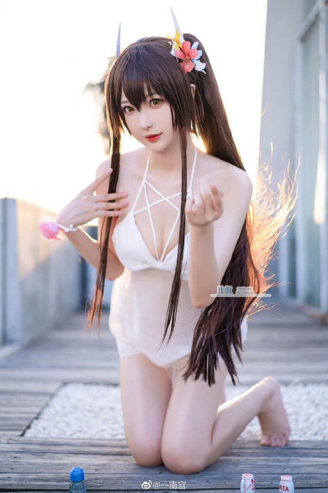碧蓝航线比叡泳装cosplay 碧蓝航线比叡泳装cos图片