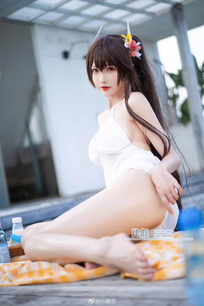 碧蓝航线比叡泳装cosplay 碧蓝航线比叡泳装cos图片